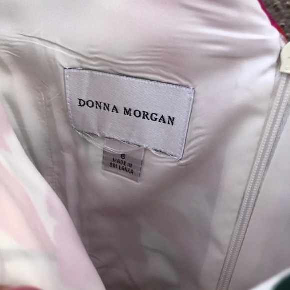 Donna Morgan Floral  V Neck Flowy Dress With Pockets Size 6 - Picture 8 of 9